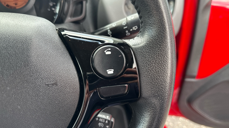 Peugeot 108 1.0 72 Allure 5dr Petrol Hatchback